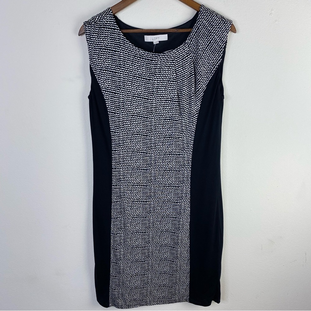 Ann Taylor loft sleeveless shift dress women’s size medium NWT black / off white